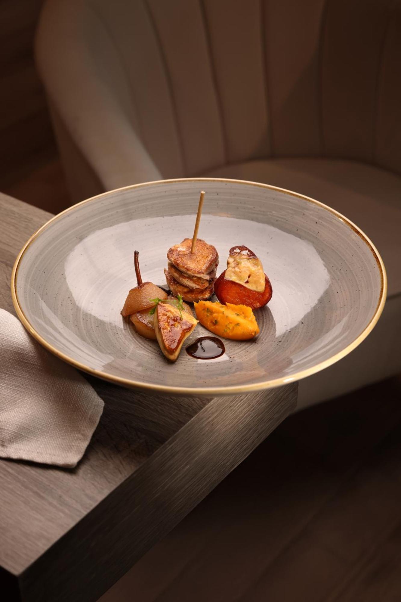 Boutique-Hotel Restaurant L'Atelier D'Epicure Logis Castels Exterior photo